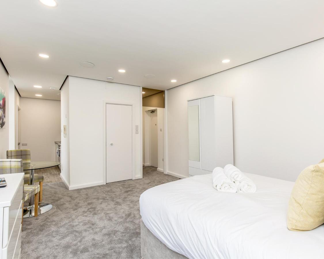 Refurbished Studio Next To The Royal Mile Edimburgo Exterior foto